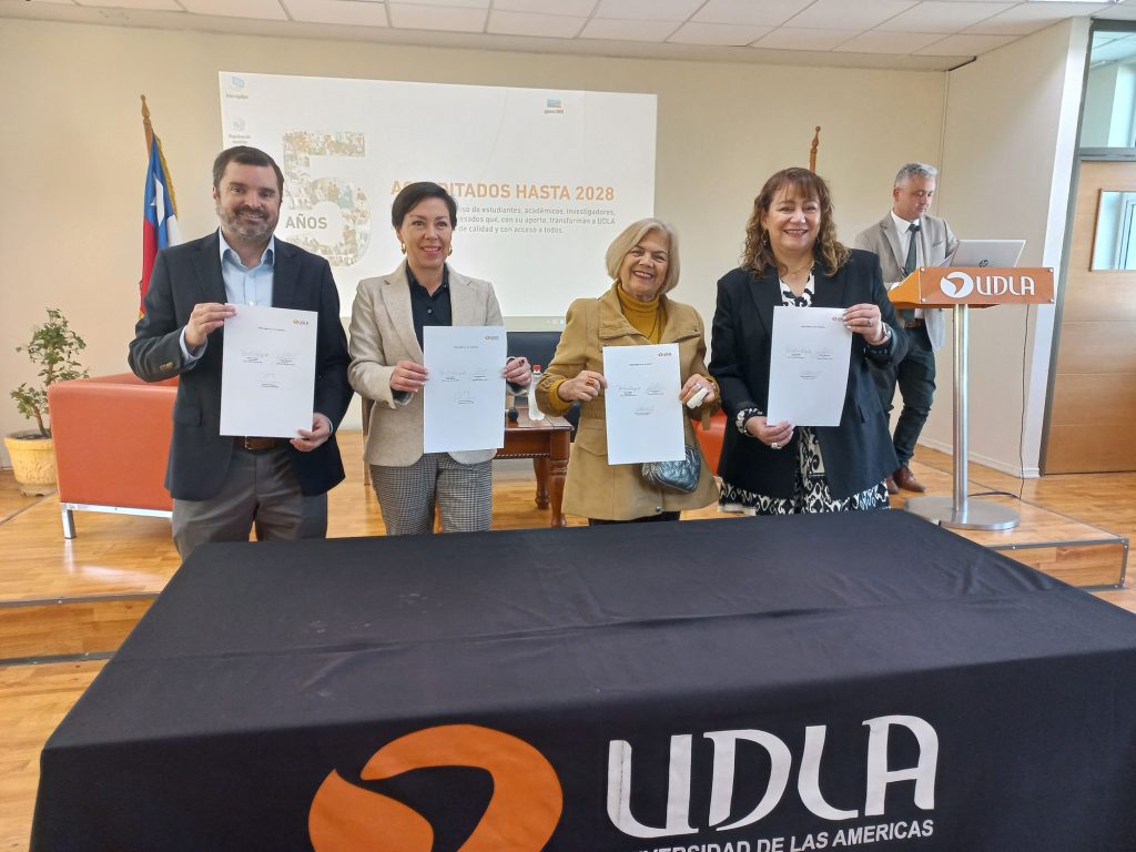 Actividad de la firma de convenios de UDLA con los gremios en 2023